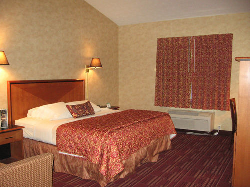 Bertram Inn And Conference Center Aurora Exterior foto